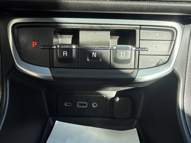 Used 2024 GMC Terrain SLE AWD/4WD image 20