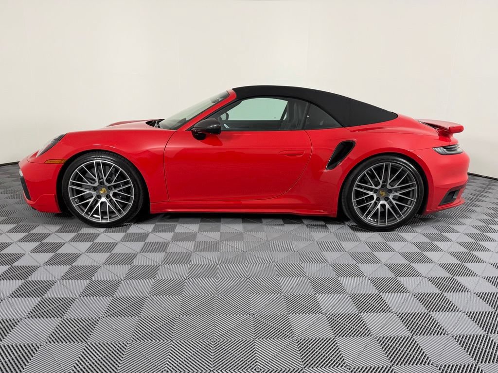 Certified 2025 Porsche 911 Turbo AWD/4WD image 2