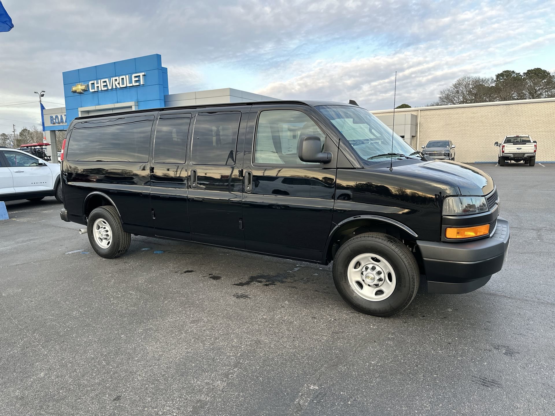 Used 2025 Chevrolet Express 3500 LS