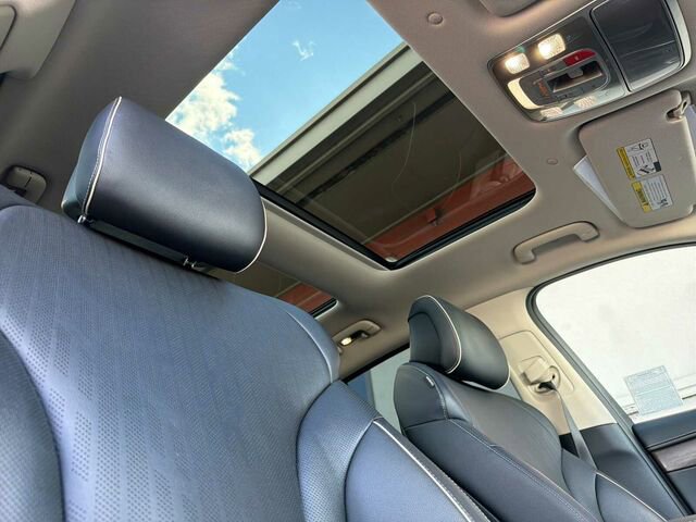 Used 2023 Genesis GV80 2.5T w/ Prestige 20" Package image 21