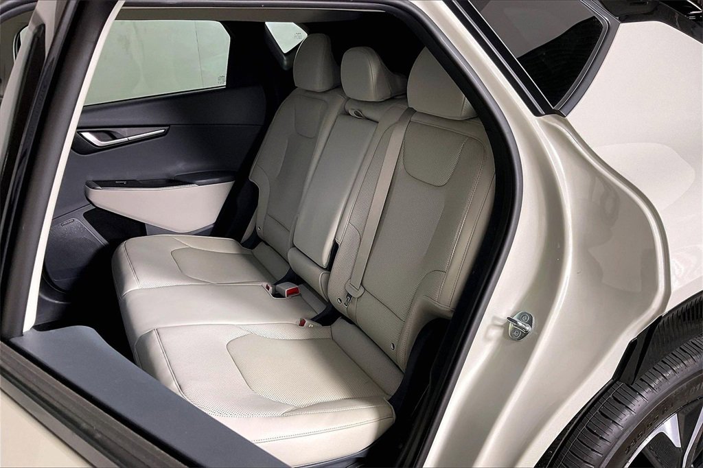 Used 2023 Kia EV6 Wind image 25