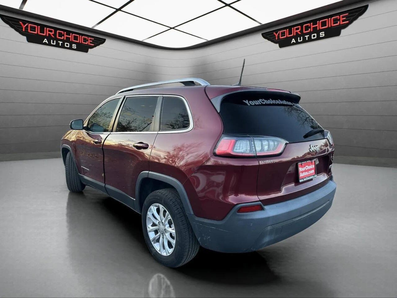 Used 2019 Jeep Cherokee Latitude w/ Popular Appearance Group FWD image 3