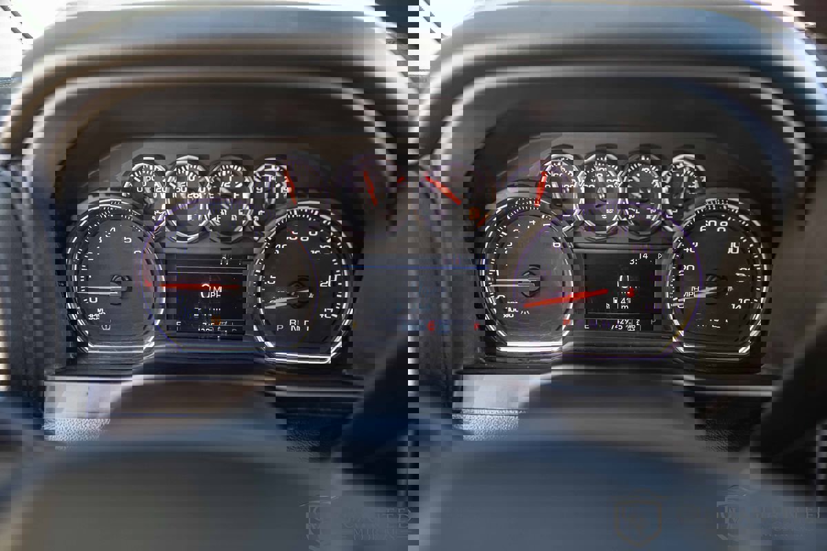 Used 2022 Chevrolet Silverado 2500 Custom w/ Custom Value Package image 21