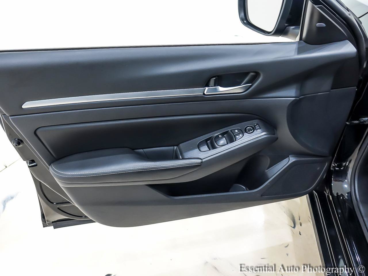 Used 2022 Nissan Altima 2.5 SV FWD image 24