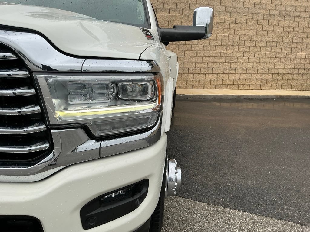 Used 2020 RAM 3500 Limited AWD/4WD image 8