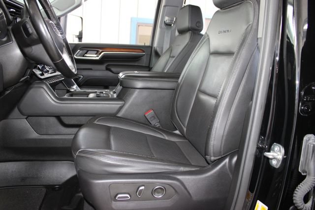 Used 2024 GMC Sierra 3500 Denali w/ Denali Reserve Package AWD/4WD image 26