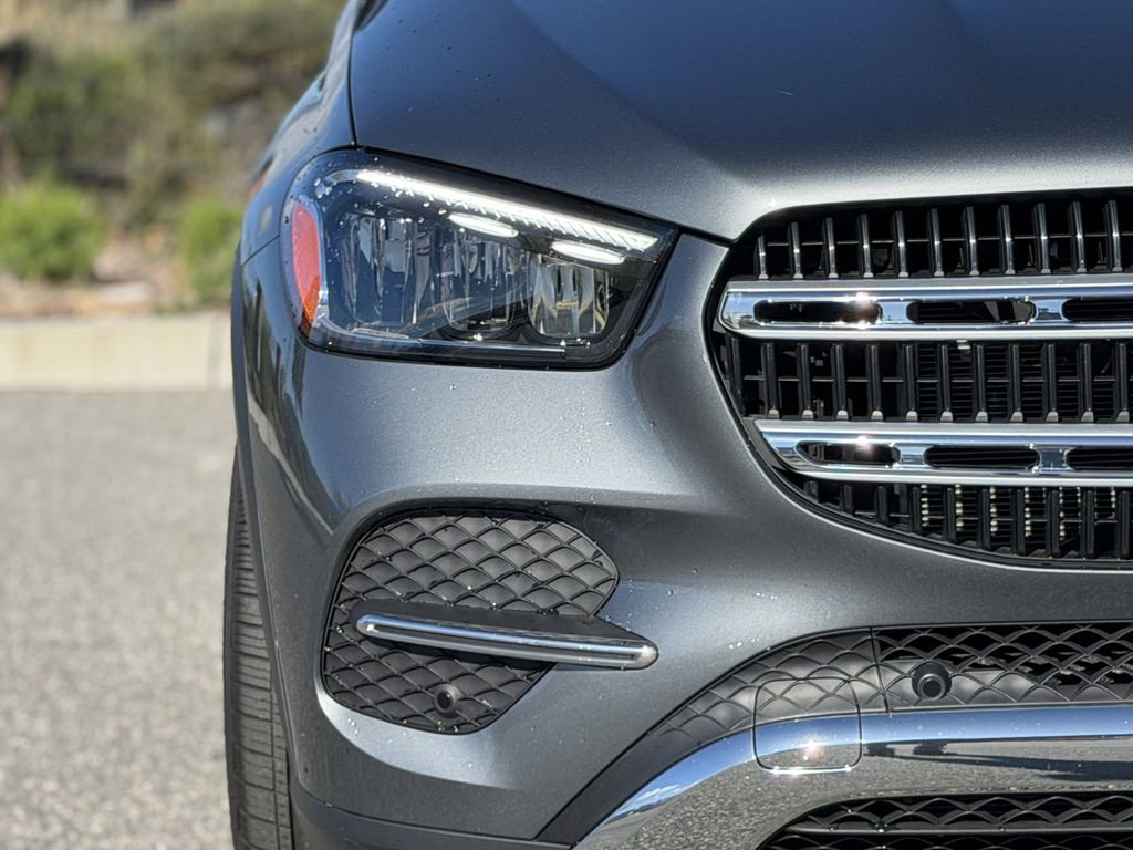 Used 2025 Mercedes-Benz GLE 450e 4MATIC image 7