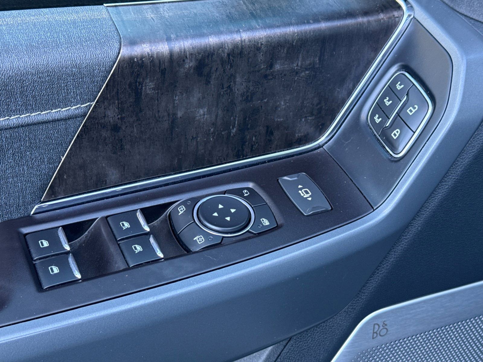 Used 2021 Ford F150 Lariat w/ Equipment Group 502A High image 12