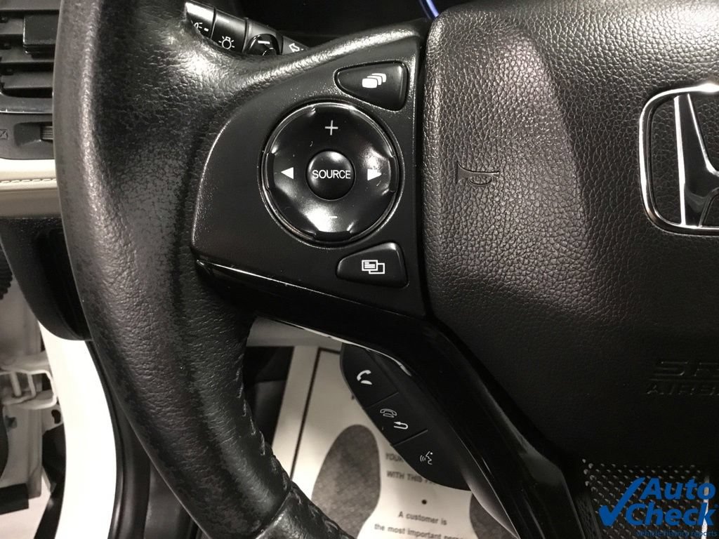 Used 2021 Honda HR-V EX-L image 42