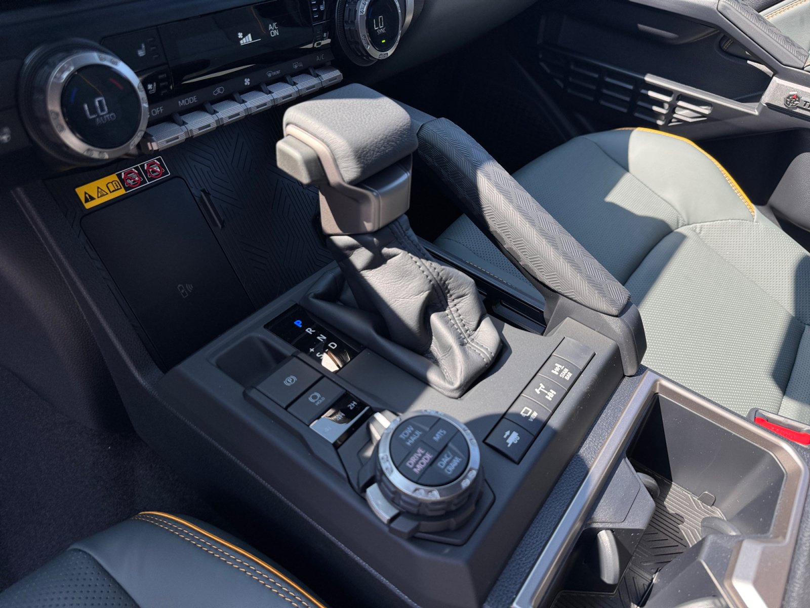 New 2026 Toyota 4Runner Trailhunter AWD/4WD image 15