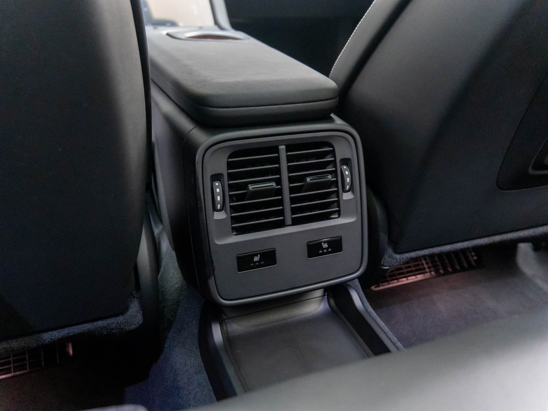 New 2025 Porsche Taycan 4 Cross Turismo image 20