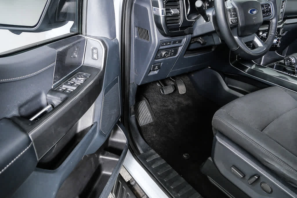 Used 2022 Ford F150 XLT w/ Equipment Group 302A High image 7