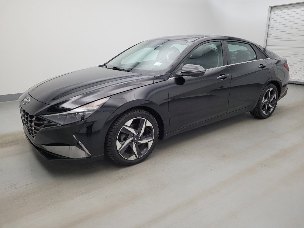 Used 2021 Hyundai Elantra Limited FWD image 2