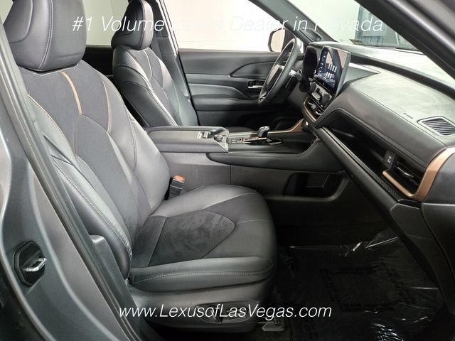 Used 2026 Toyota Grand Highlander AWD Hybrid image 23