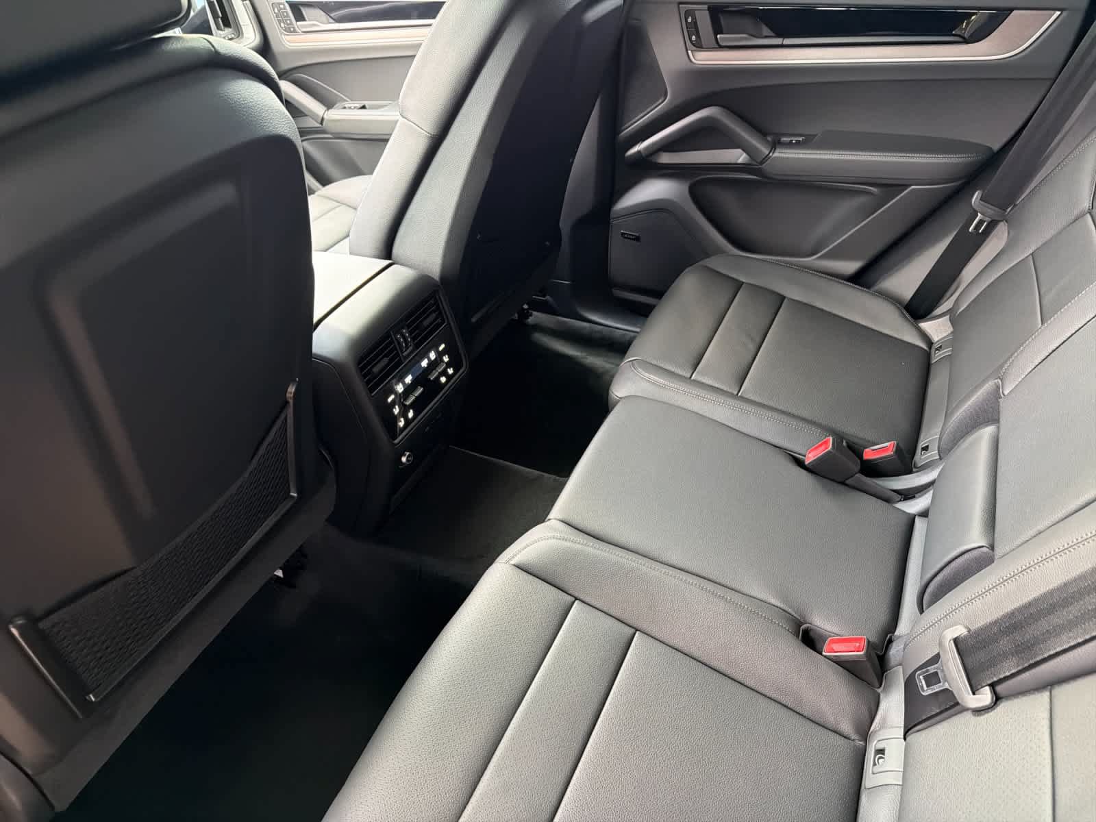 New 2026 Porsche Cayenne S AWD/4WD image 13