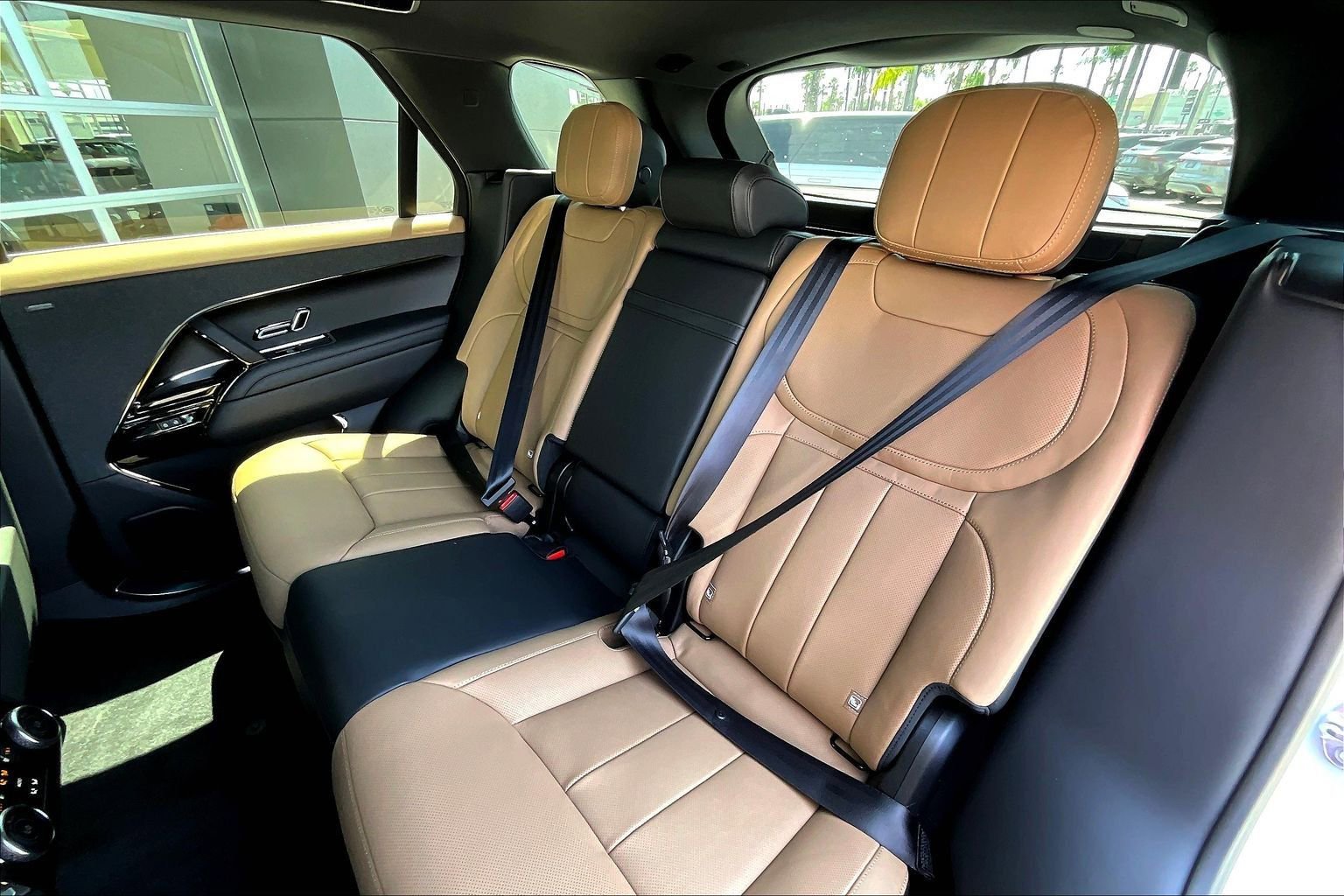 New 2026 Land Rover Range Rover Sport Dynamic SE image 10