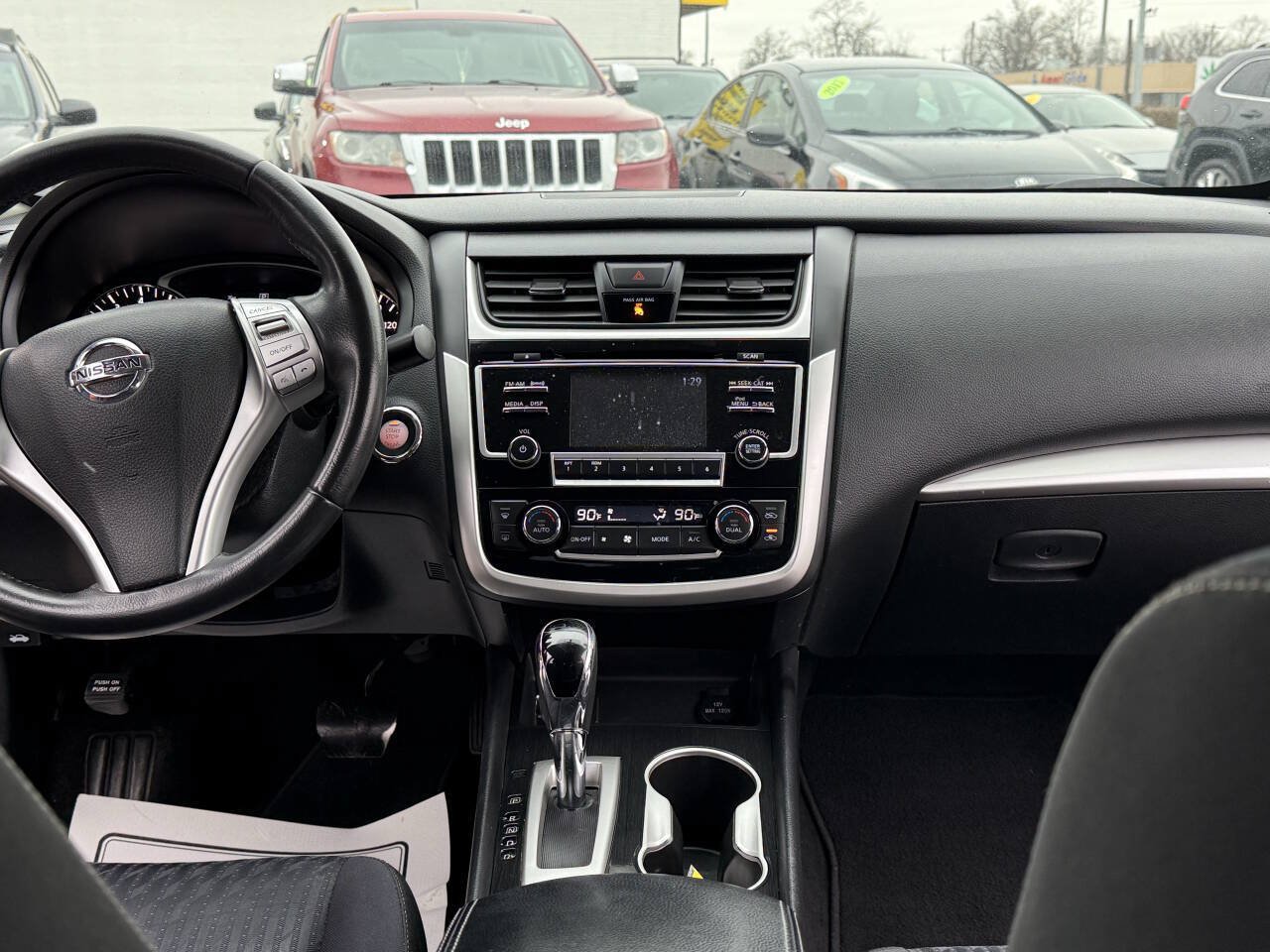 Used 2018 Nissan Altima 2.5 SV FWD image 12