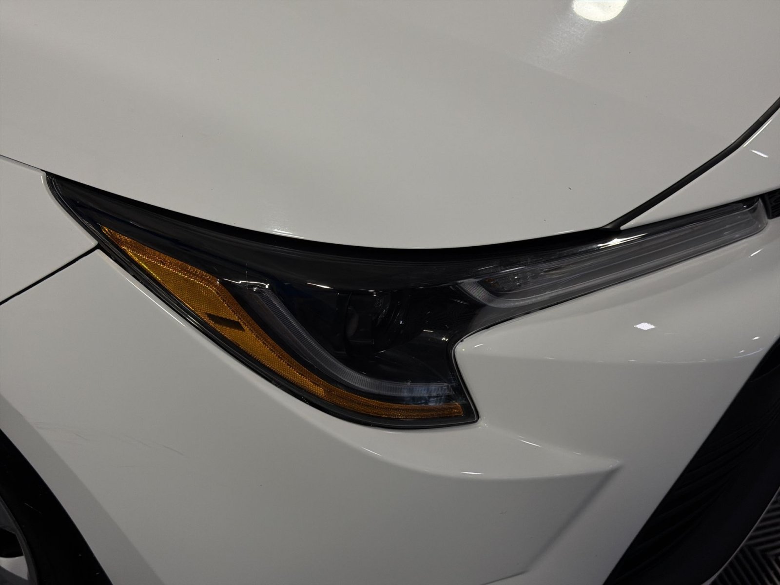 Used 2025 Toyota Corolla LE FWD image 13