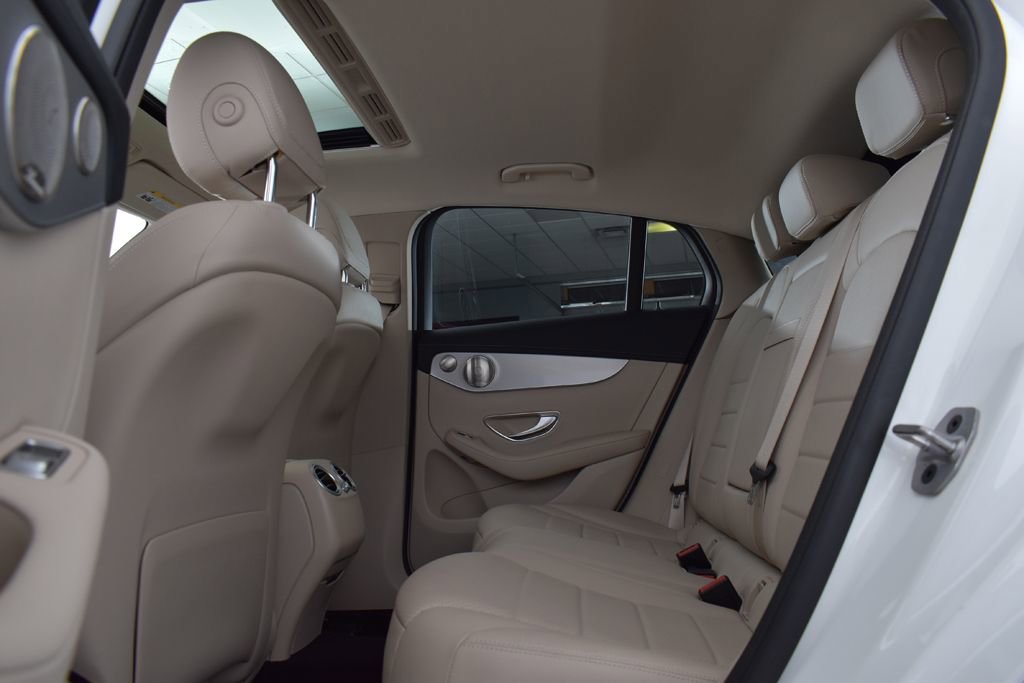 Used 2023 Mercedes-Benz GLC 300 4MATIC Coupe image 22