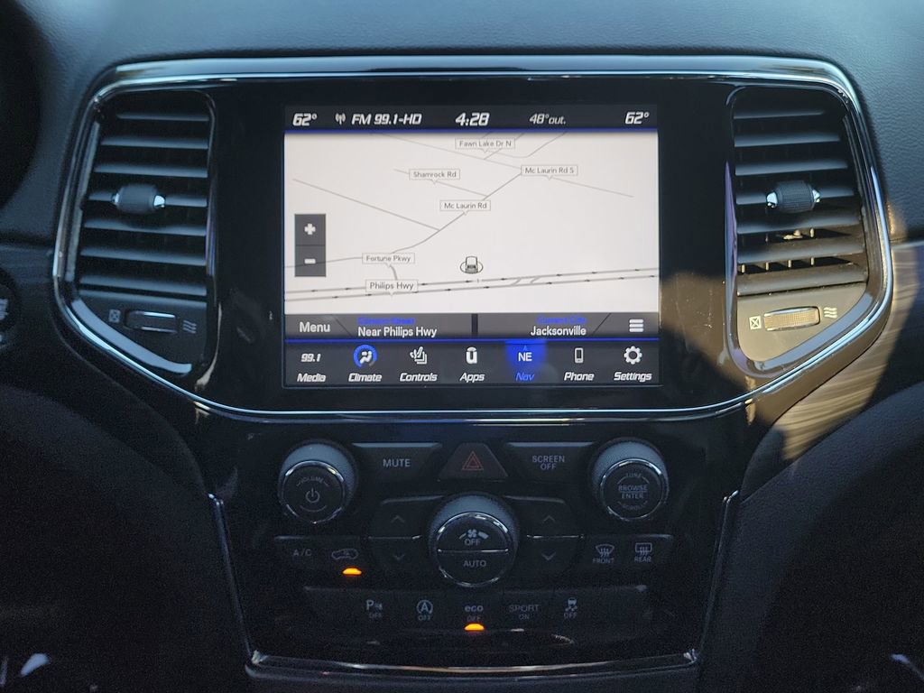 Used 2020 Jeep Grand Cherokee Altitude image 29