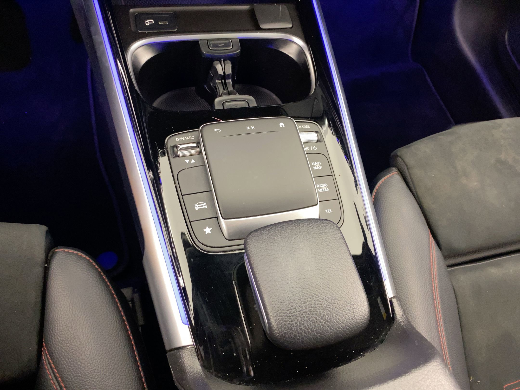 Used 2022 Mercedes-Benz GLB 250 4MATIC image 24