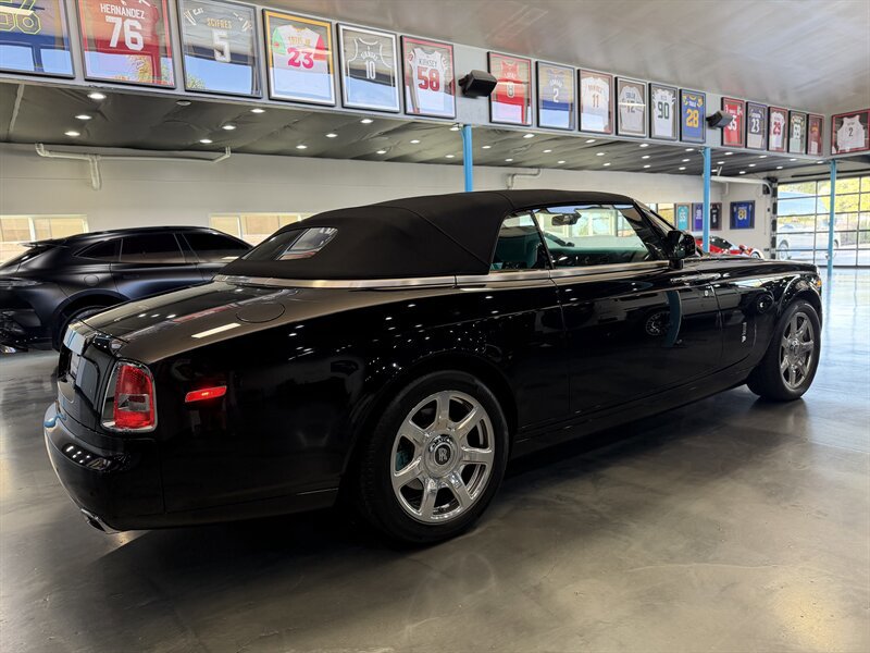 Used 2013 Rolls-Royce Phantom Drophead Coupe RWD image 6