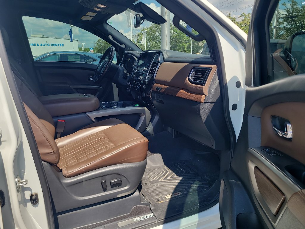 Used 2021 Nissan Titan Platinum Reserve w/ Moonroof Package image 9
