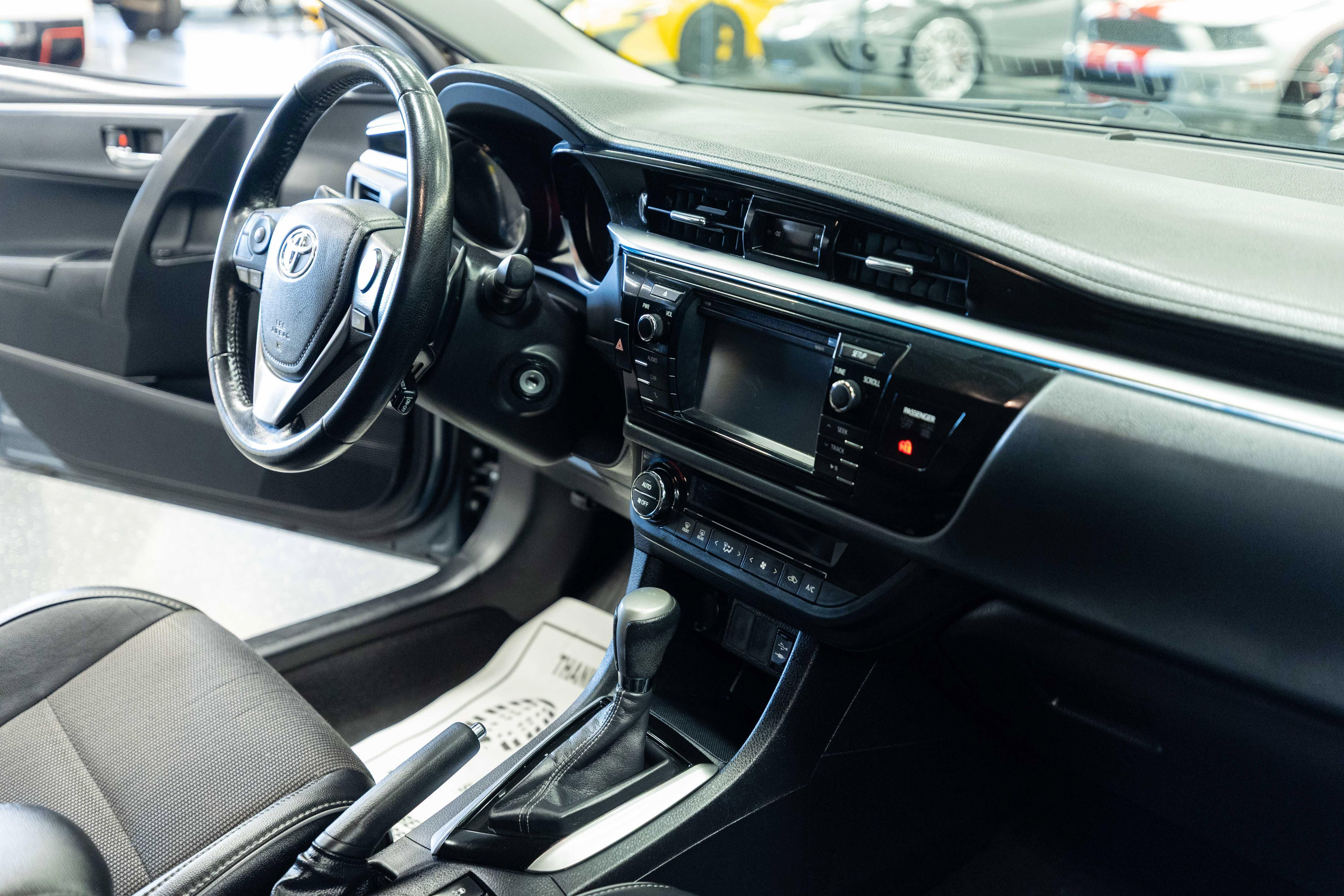 Used 2016 Toyota Corolla S w/ Body Protection Package #1 FWD image 14