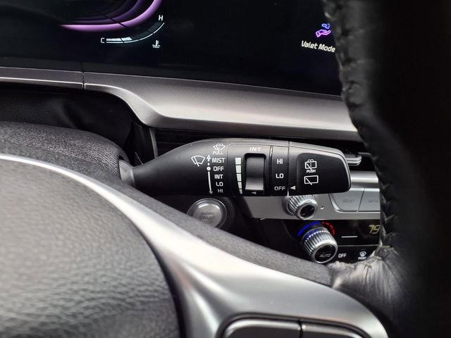 Used 2025 Kia Telluride S image 75