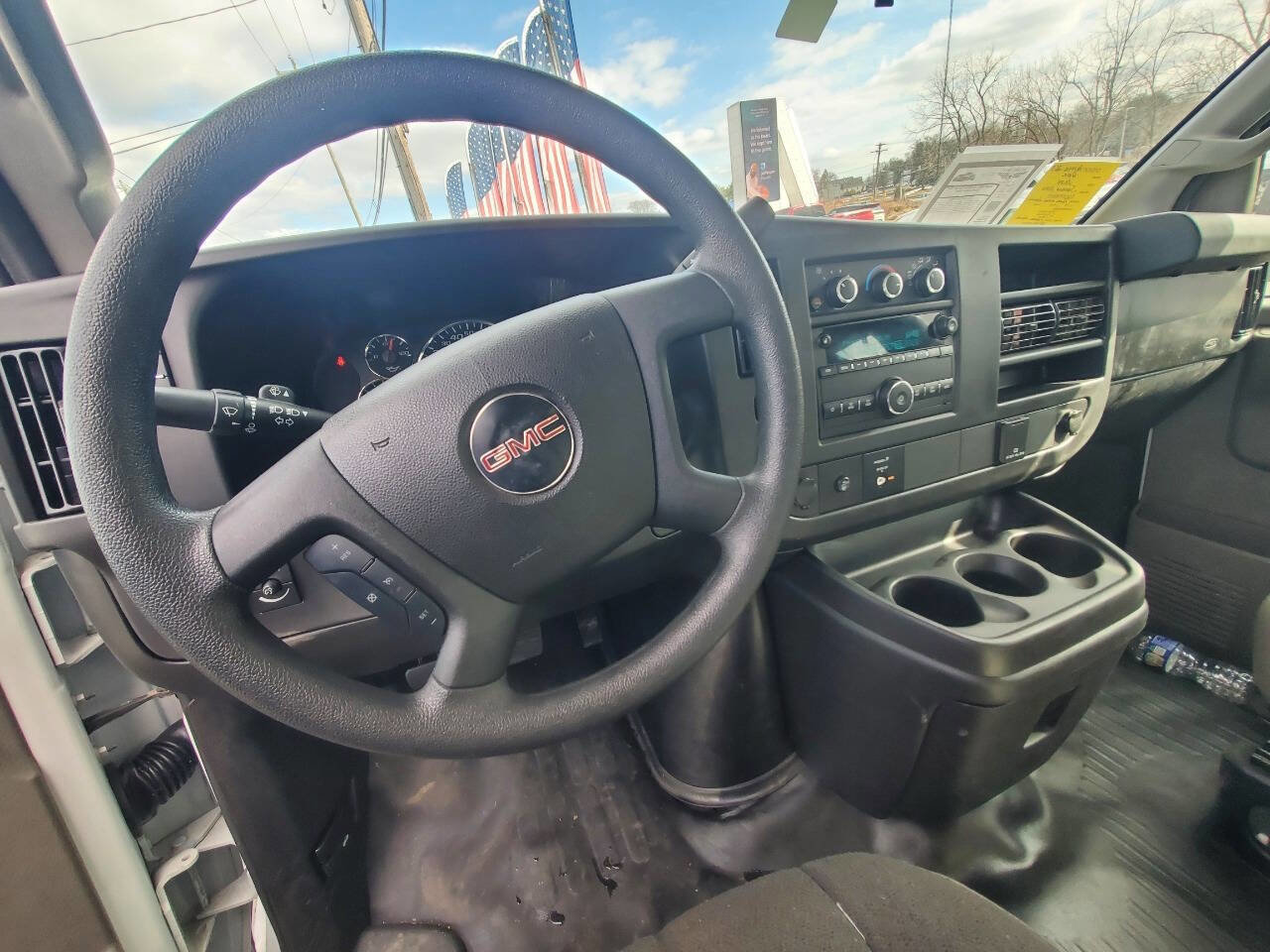 Used 2025 GMC Savana 2500 w/ Driver Convenience Package image 6