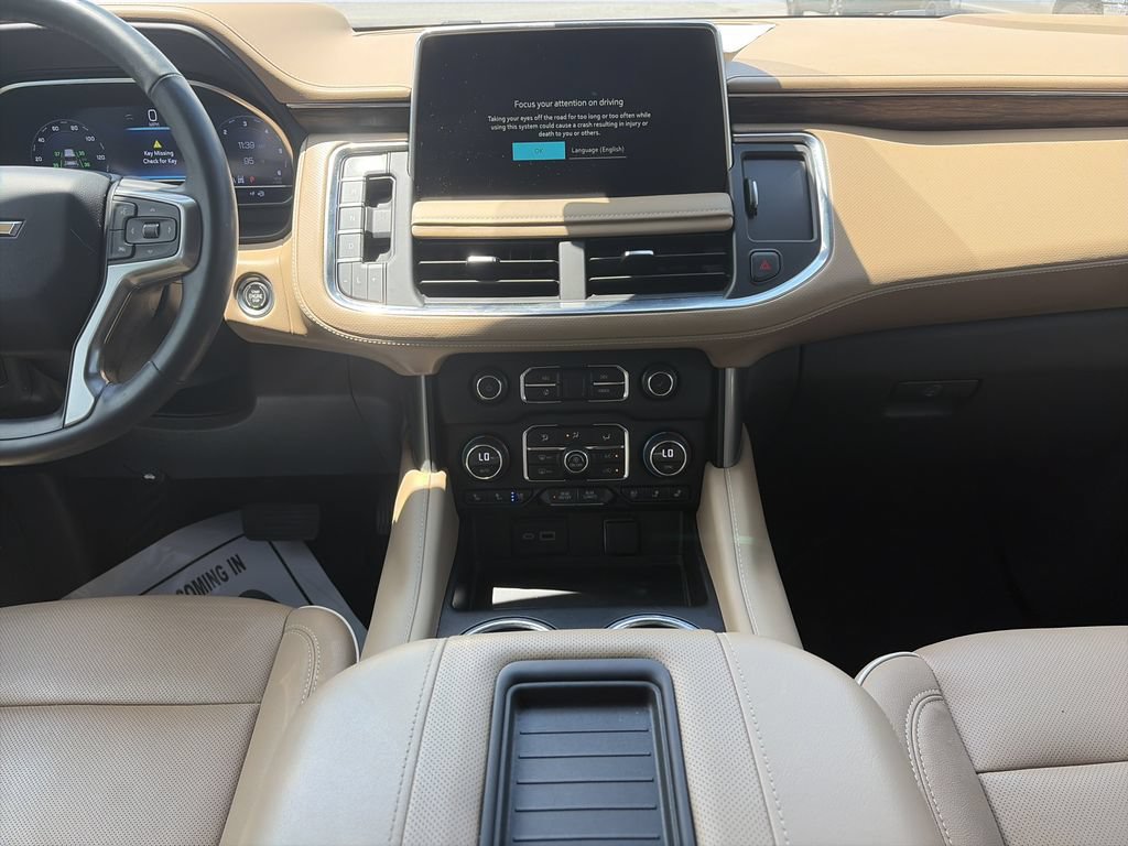 Used 2023 Chevrolet Tahoe Premier w/ Premium Package 2 AWD/4WD image 16