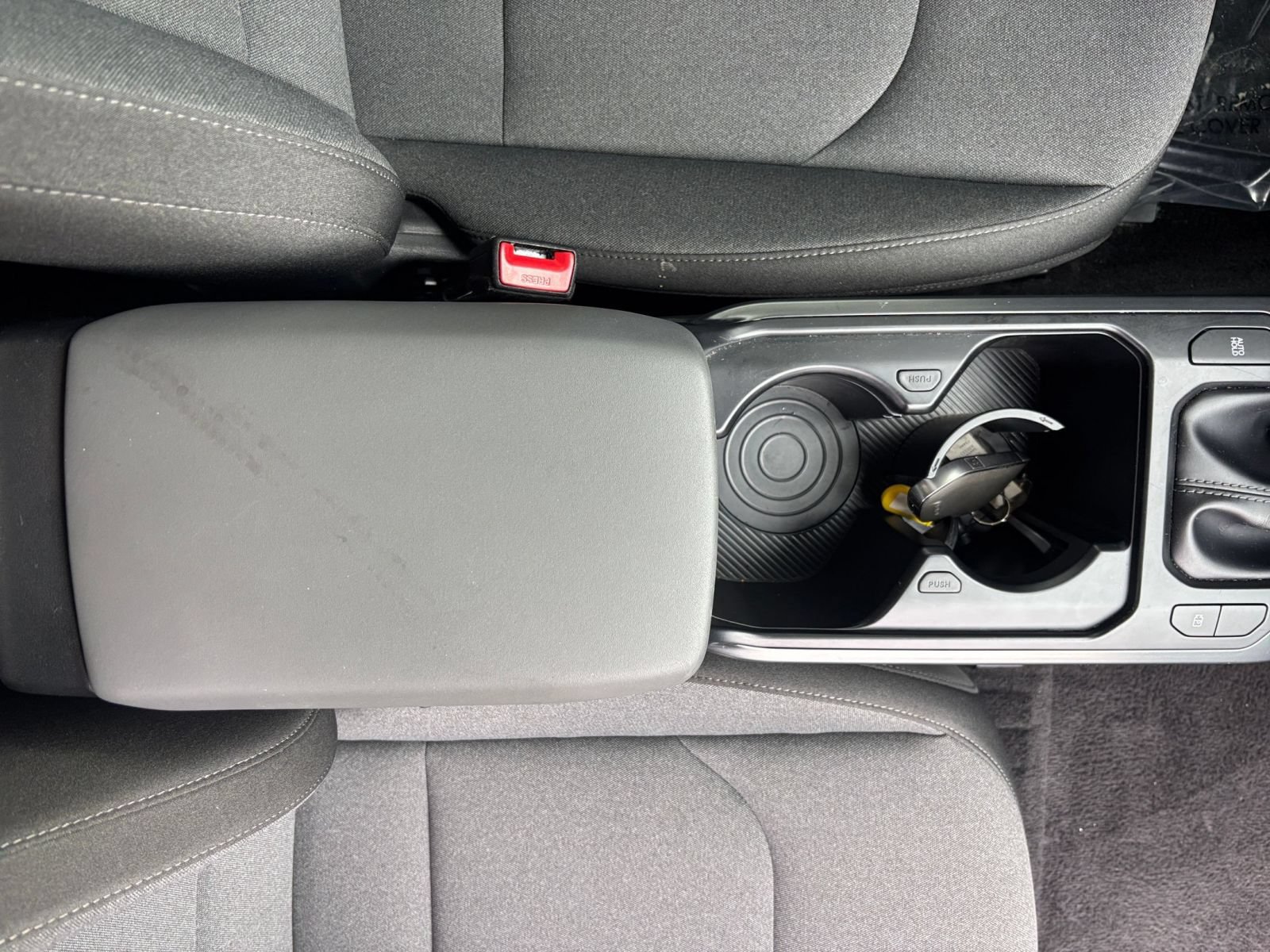 Used 2025 Kia K4 FWD image 40