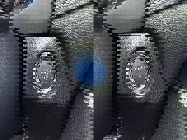 Used 2022 Toyota RAV4 XLE Premium image 24