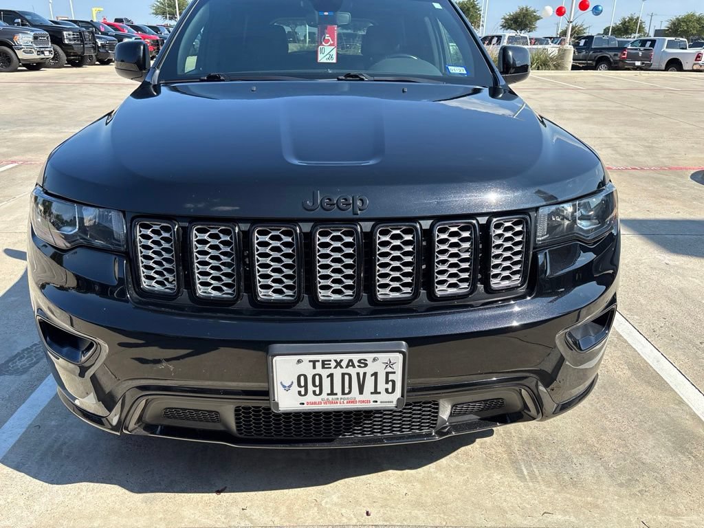 Used 2022 Jeep Grand Cherokee Laredo X RWD image 45