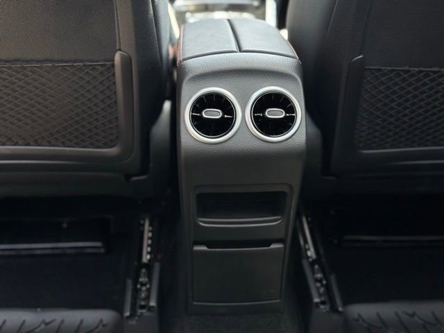 Used 2026 Mercedes-Benz GLB 250 4MATIC image 45