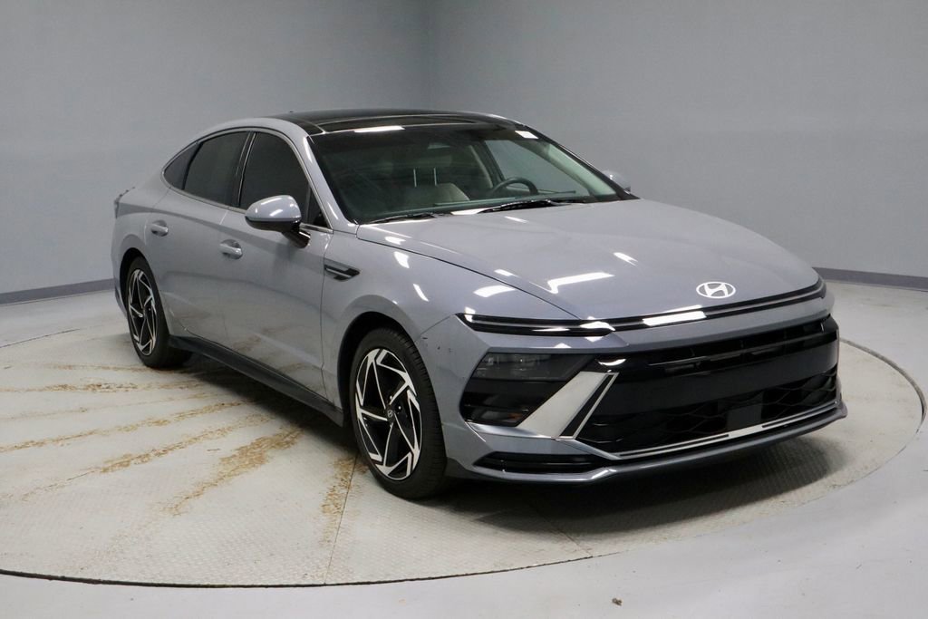 Certified 2024 Hyundai Sonata SEL w/ Convenience Package