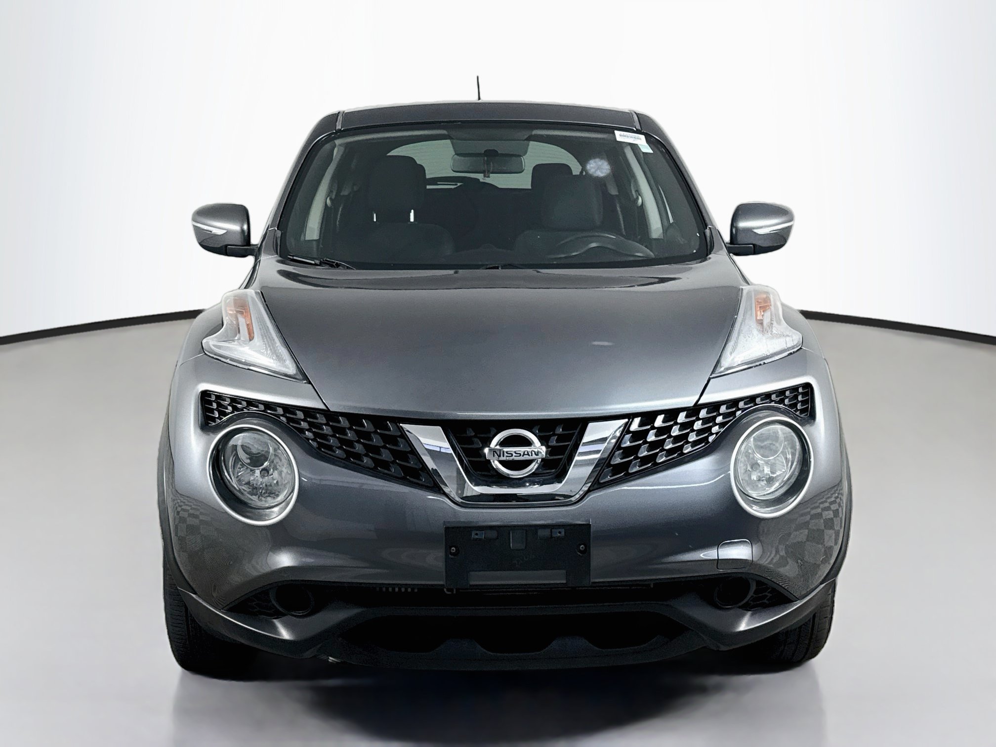 Used 2017 Nissan Juke SV FWD image 2
