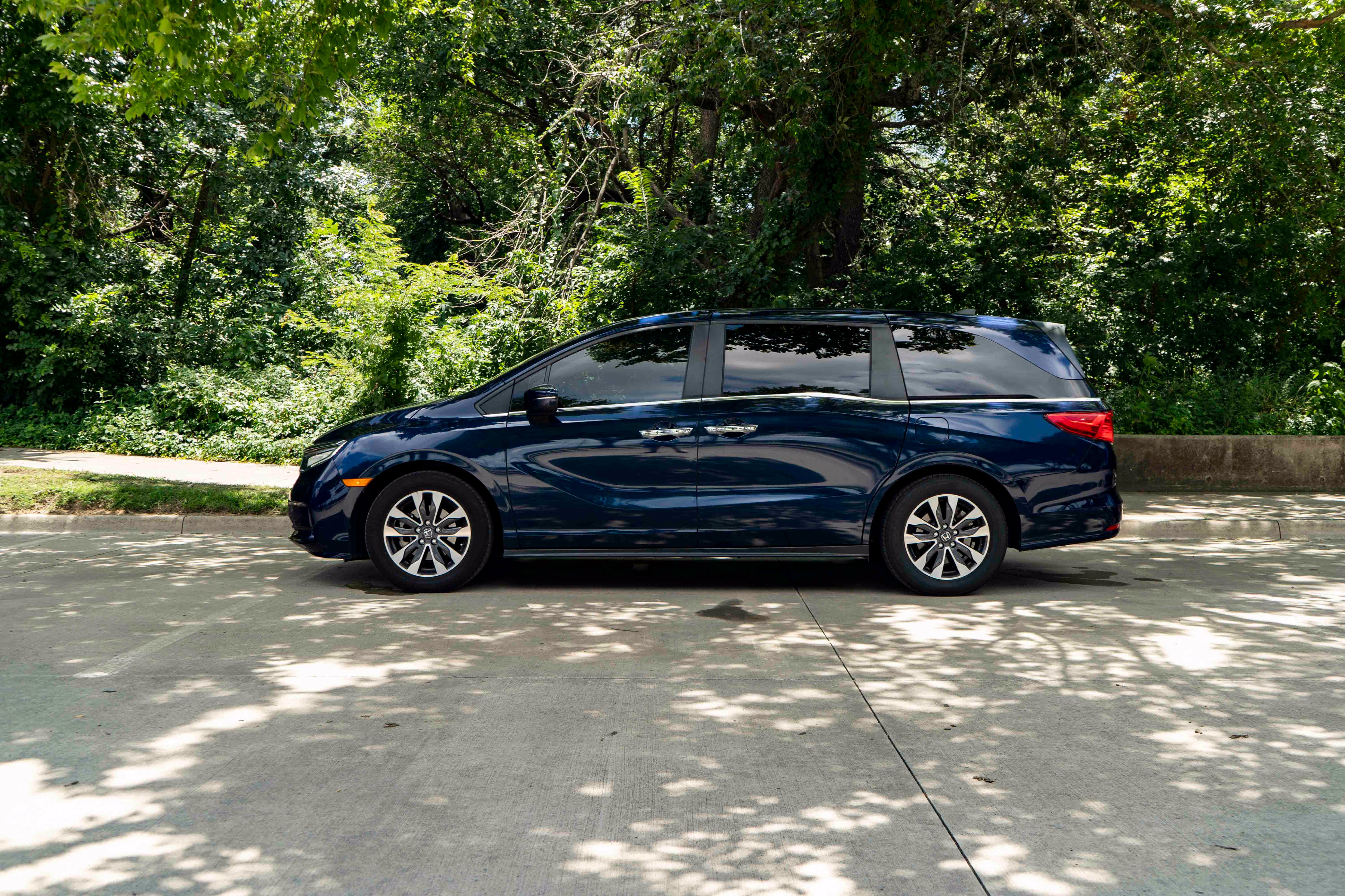 Used 2023 Honda Odyssey EX-L image 6