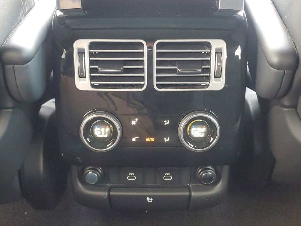 Used 2022 Land Rover Range Rover Westminster Edition image 10