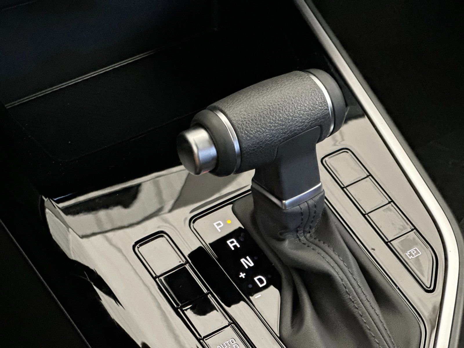 New 2026 Kia Niro LX FWD image 21