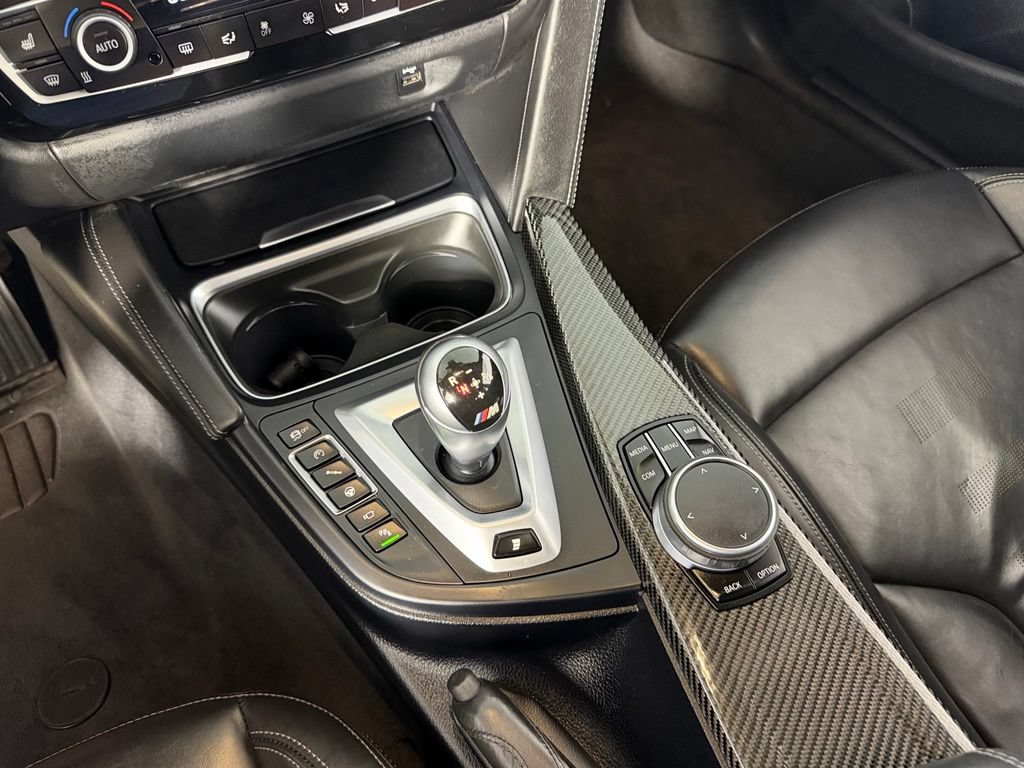 Used 2020 BMW M4 Coupe w/ Competition Package RWD image 15