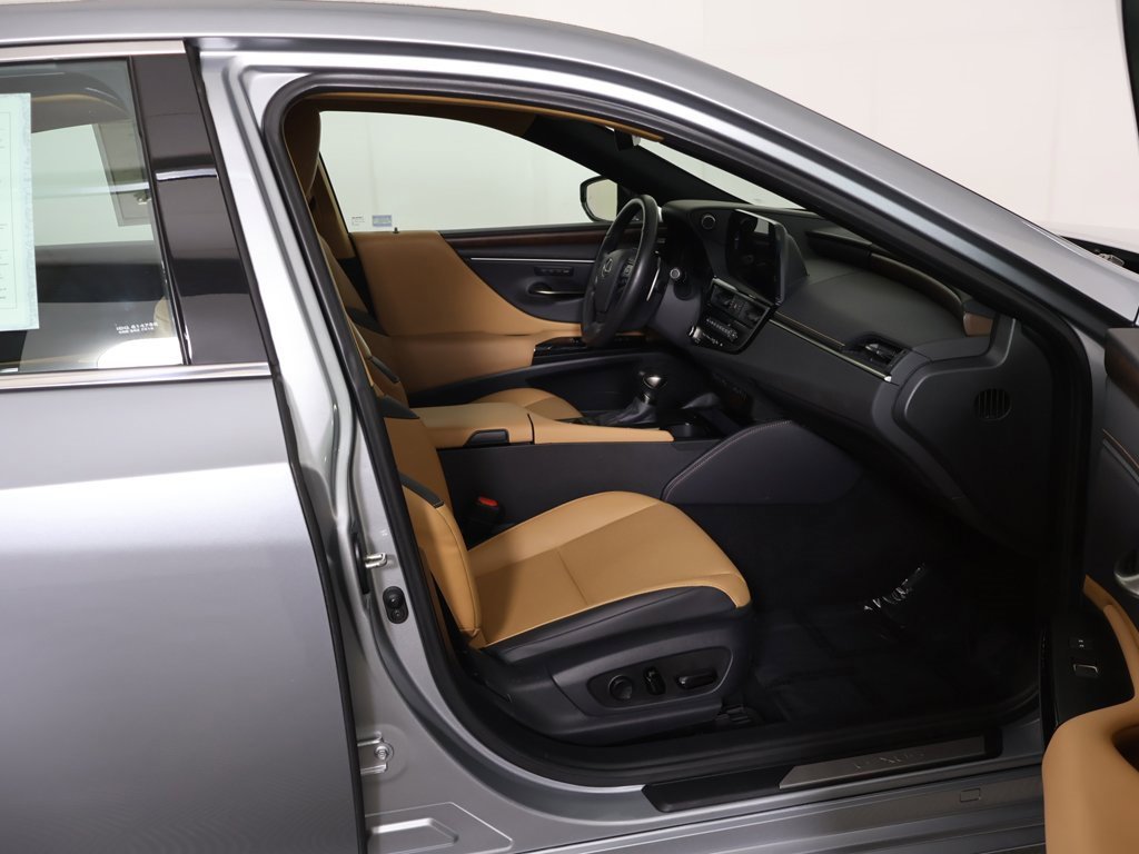Used 2023 Lexus ES 350 w/ Premium Package image 31