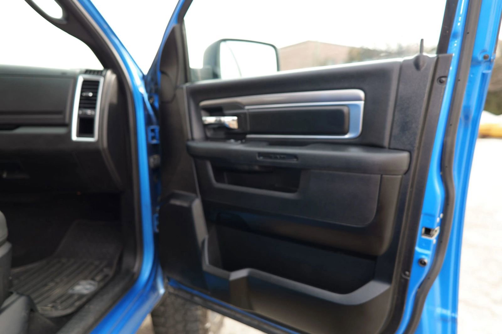 Used 2021 RAM 1500 Classic Warlock w/ Electronics Group image 28