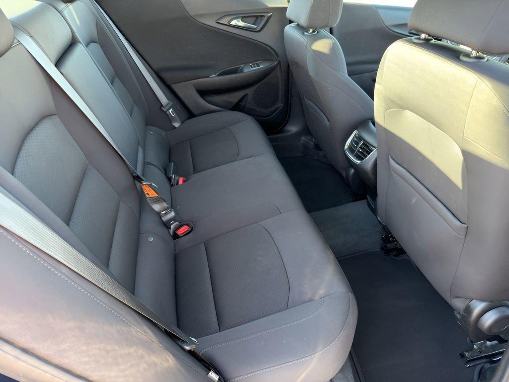 Used 2022 Chevrolet Malibu LT image 12