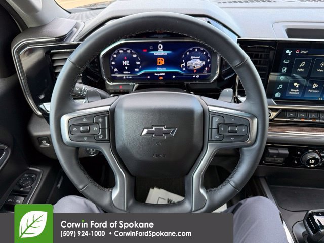 Used 2024 Chevrolet Silverado 1500 RST AWD/4WD image 25