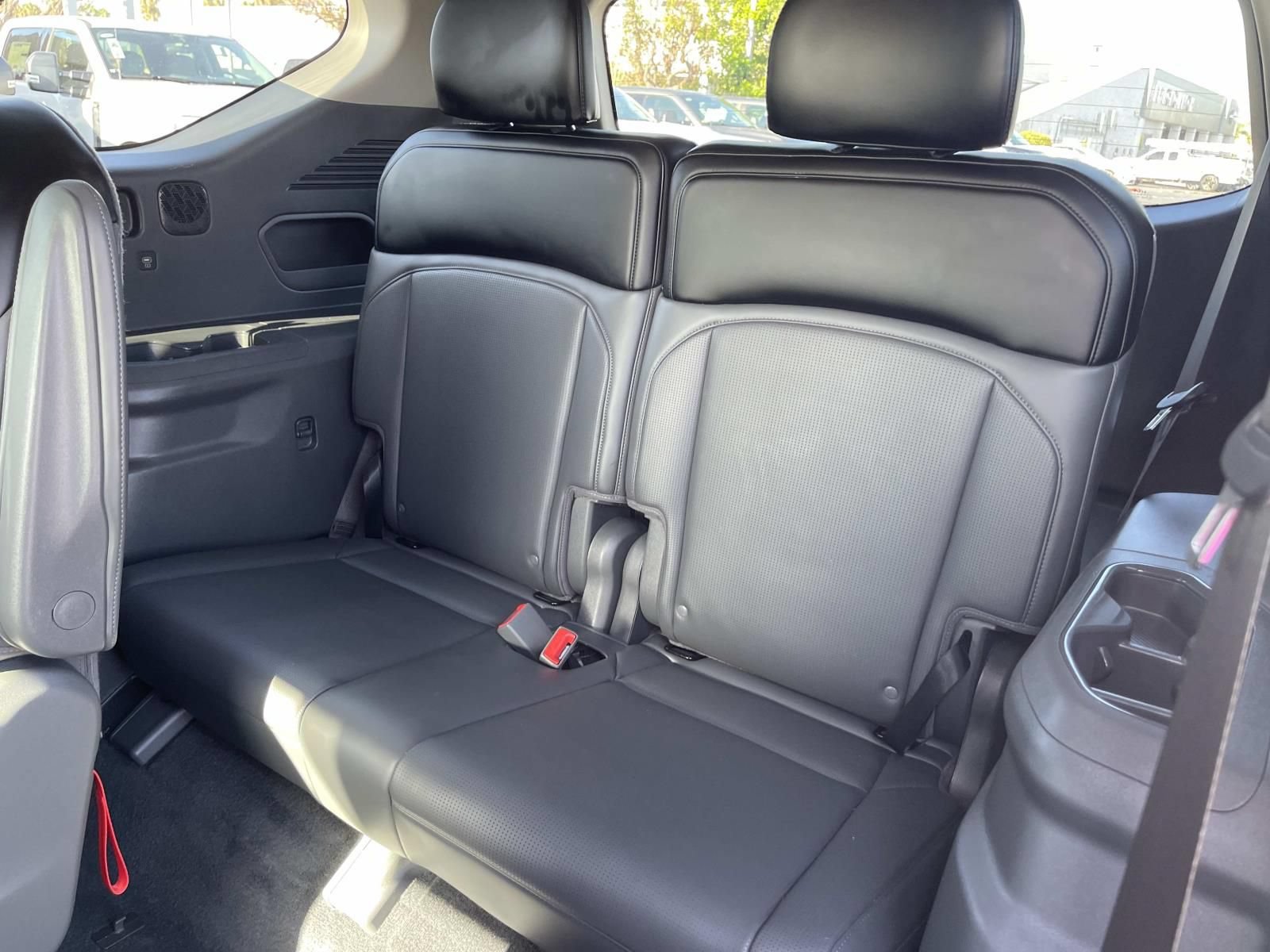 Used 2024 Kia EV9 Light Long Range RWD image 14