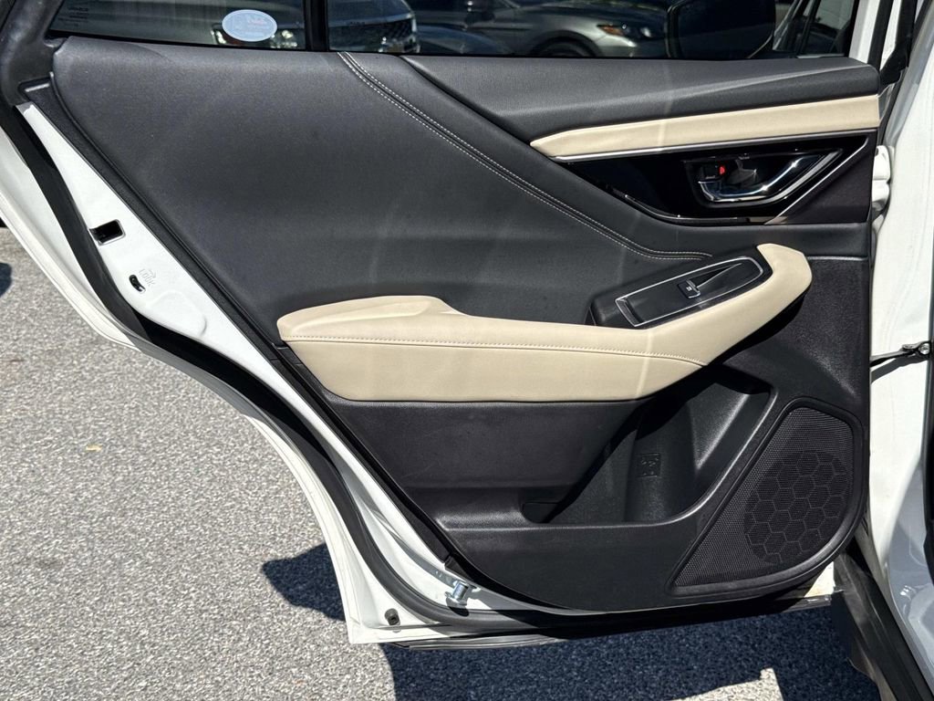 Used 2023 Subaru Outback Limited image 13