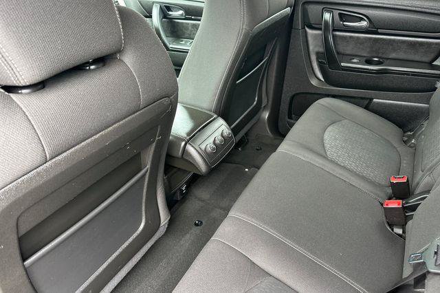 Used 2015 GMC Acadia SLE FWD image 12