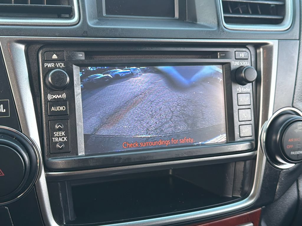 Used 2013 Toyota Highlander Limited FWD image 27