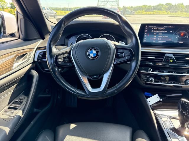 Used 2019 BMW 530i xDrive w/ Convenience Package AWD/4WD image 16